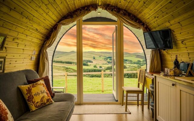 Forester's Retreat Glamping - Cambrian Mountains