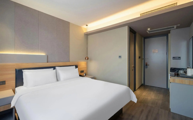 Yake e Home Express Hotel