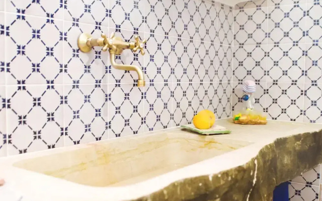 La Casa di Pietra tra Trapani e Palermo