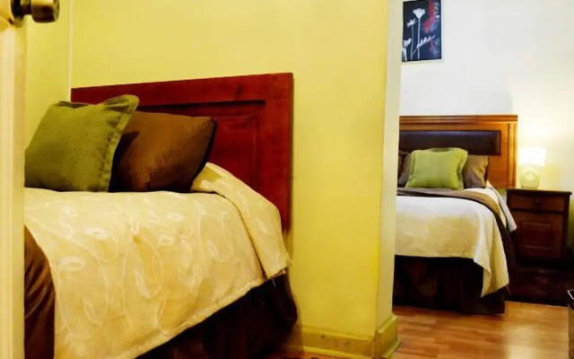 Hostal Almenas