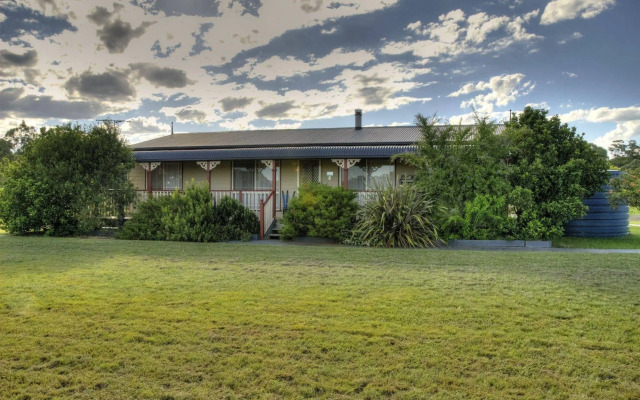 Cottages on Lovedale