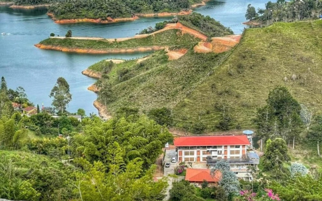 Hotel Bahía Del Faro