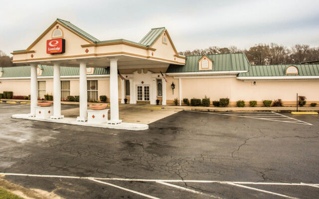 Econo Lodge Inn & Suites Lumberton