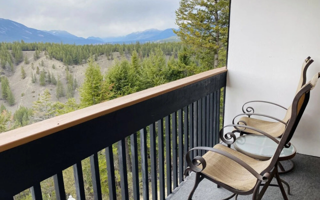 Rocky Mountain Springs Lodge