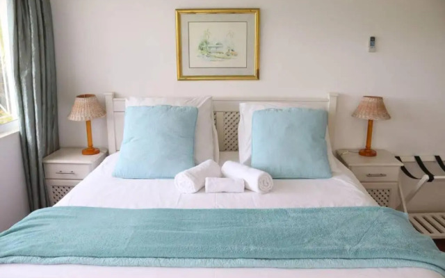 Ballito Clarke Bay Beach House - family holiday letting