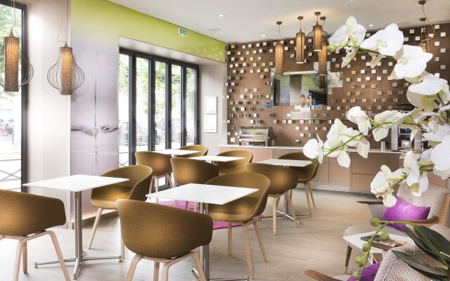 Hotel Eiffel Segur