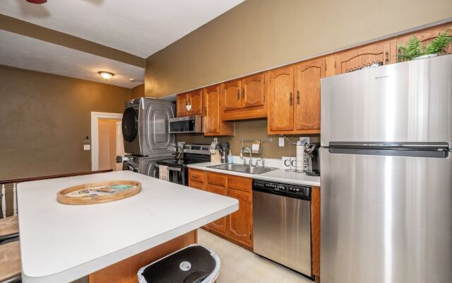 Historic Gem Russell Suite 3