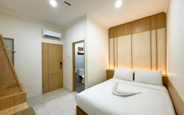 RedDoorz @ Jakal Bawah 2