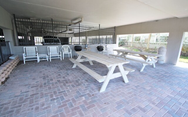Pier House 402
