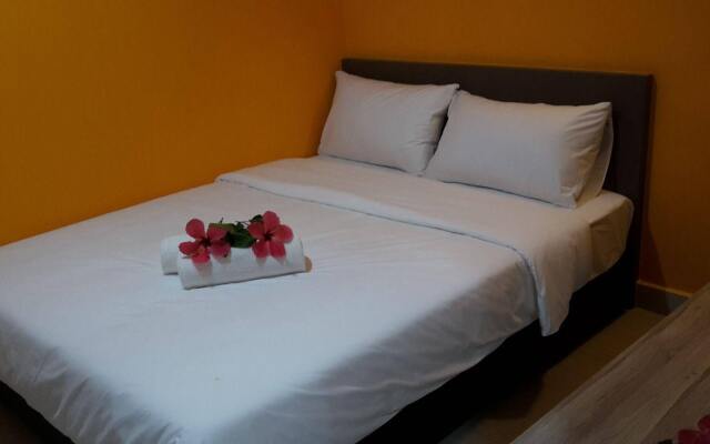 OYO 246 Link Inn (Sanitized Stay)