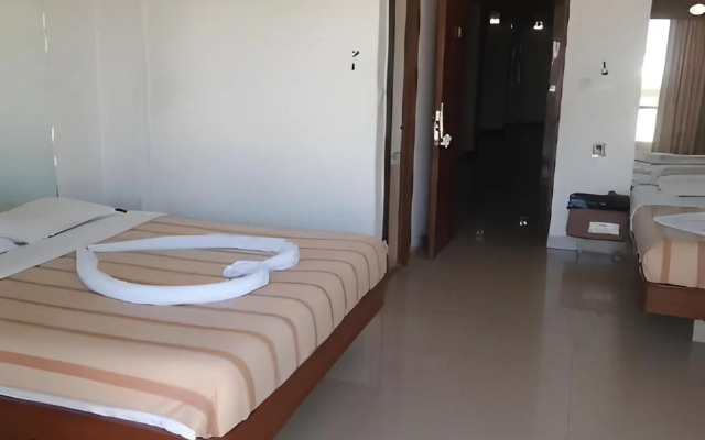 Lotus Bay View Hotel