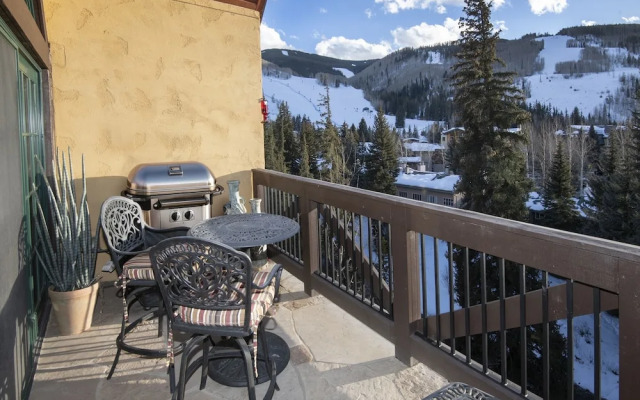 Vail Mountain View #402 4 Bedroom Condo