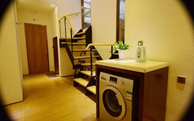 Shenzhen Port Apartment