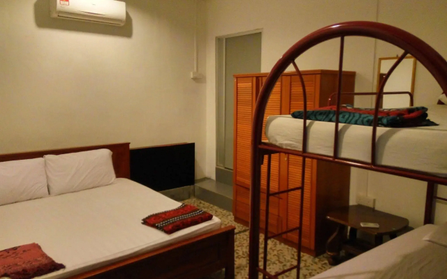 Discovery Malacca Hostel