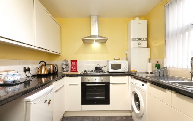 Gwladys 2 bedroom house