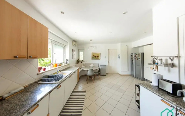 Villa de Luxe Gammarth Avec Piscine