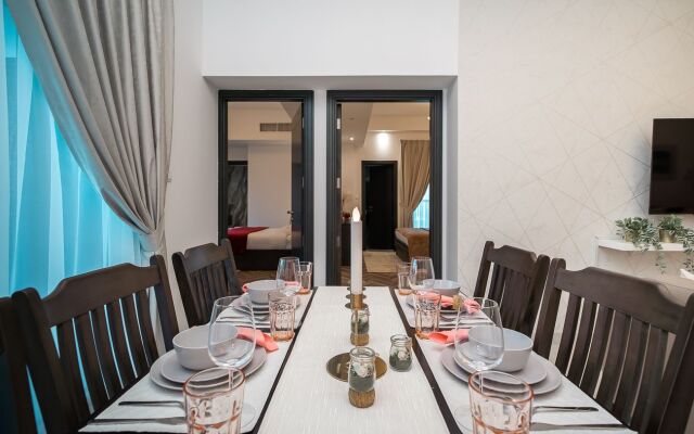 Apartment With Views In Business Bay Area