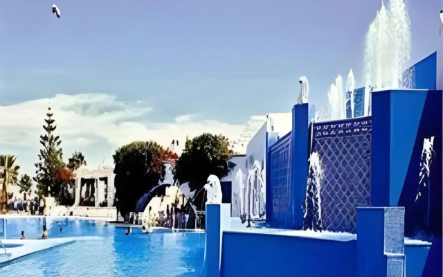 Adhhoc Hotel