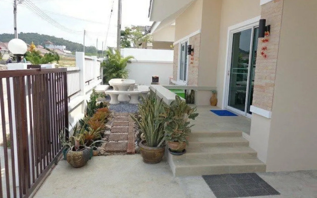 Sandy Home Sattahip