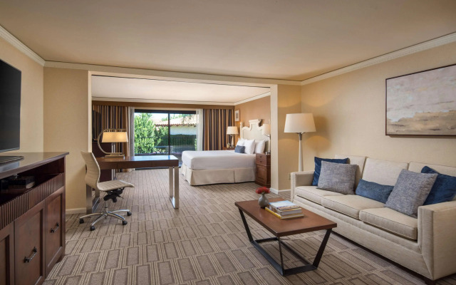 Tommy Bahama Miramonte Resort & Spa