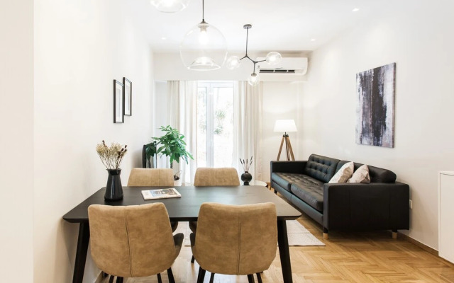 UPSTREET Peaceful 2BD Apartment in Kolonaki