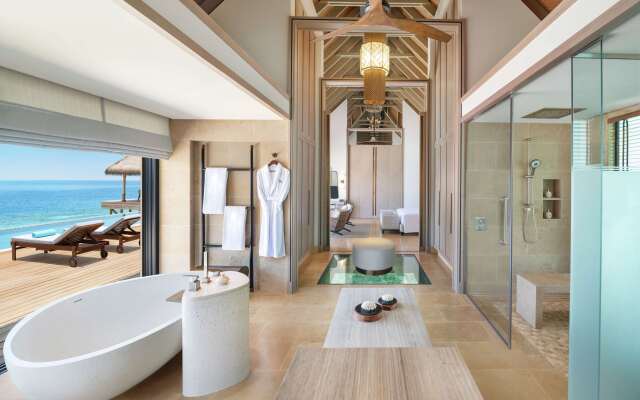 Waldorf Astoria Maldives Ithaafushi Hotel