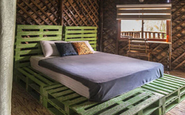 Cubby House Resort & Glamping