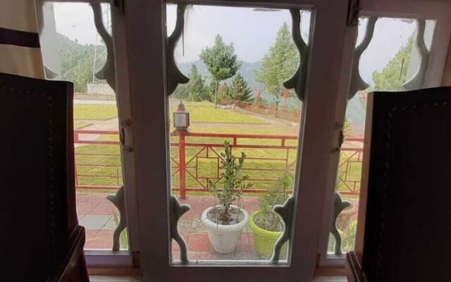 Green Hilton Hotel Shangla