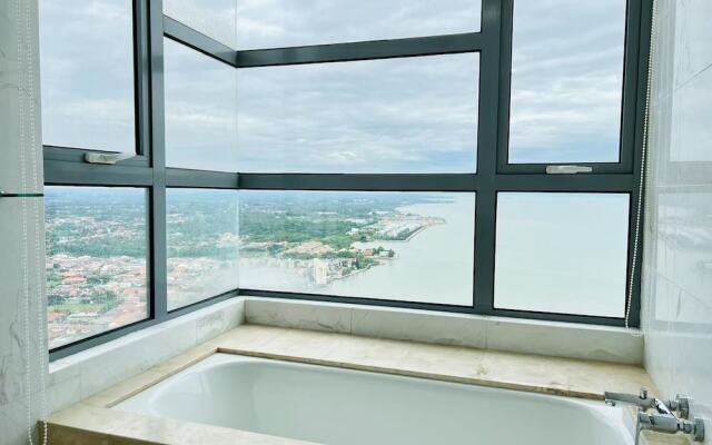 Silverscape Residence