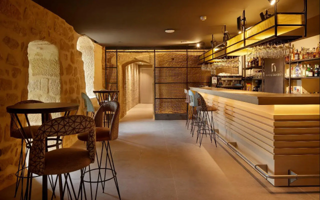 Palacio Tondon, La Rioja Brinas