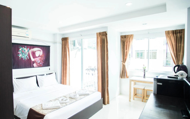 Bad Boys Guesthouse Patong
