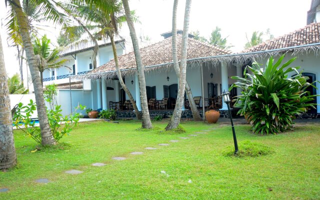 Villa Tissa Beach Resort