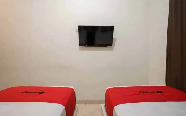 RedDoorz Syariah @ Andalas Asri