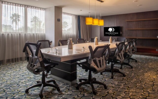 DoubleTree by Hilton Hotel Jacksonville Airport