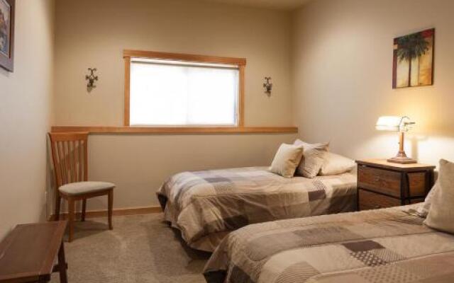 River Scene-River Vw-Ac-3br/3ba