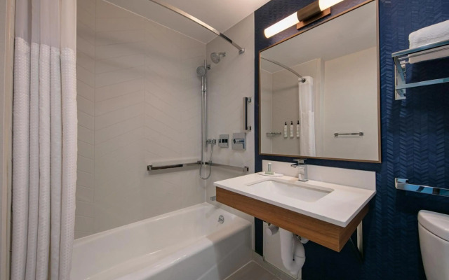 Fairfield Inn by Marriott JFK Airport