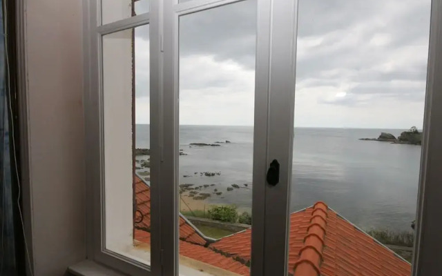 Impressive Villa With Sea View in Clohars-carnoët