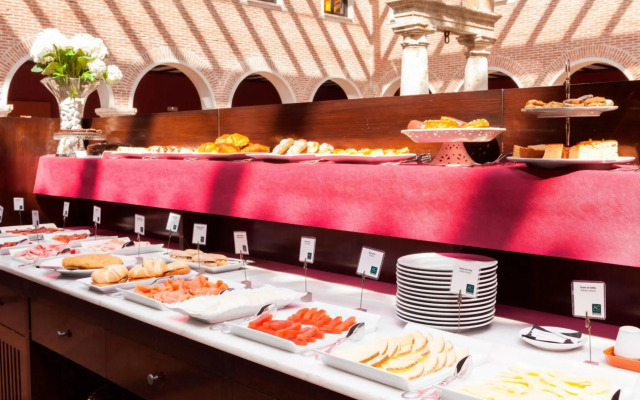 AC Hotel Palacio de Santa Ana by Marriott