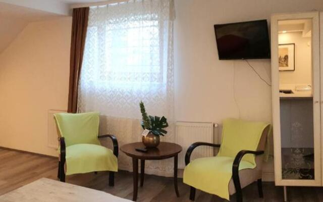 BudaSmile Appartment @ Buda Castle - FREE parking