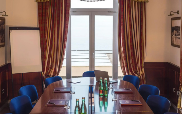 Hotel Savoy