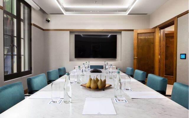 Hilton Melbourne Little Queen Street