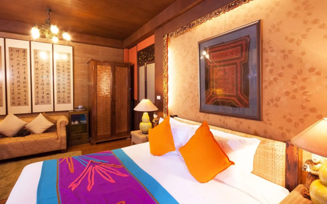 Zantiis Ndol Villas