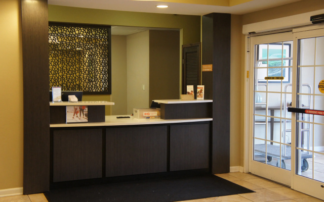Candlewood Suites Clarksville by IHG