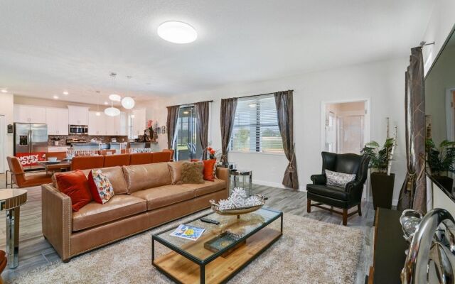 Sunset Getaway by VillaDirect