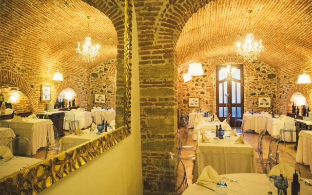 Mariano IV Palace Hotel