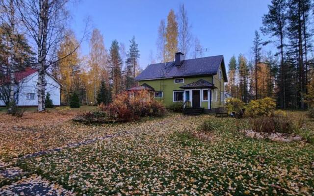 Mäkiharju guesthouse - Adorable 1-bedroom place with a sauna