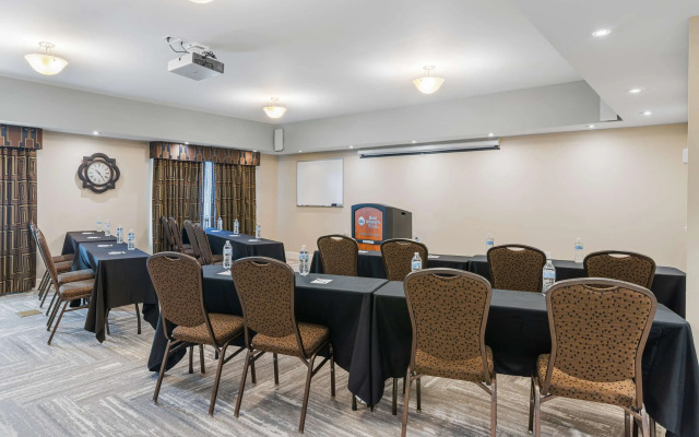 Best Western Plus Westgate Inn & Suites