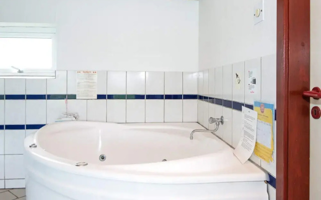 Lovely Holiday Home in Jutland with Hot Tub