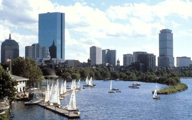 Embassy Suites by Hilton Boston Waltham