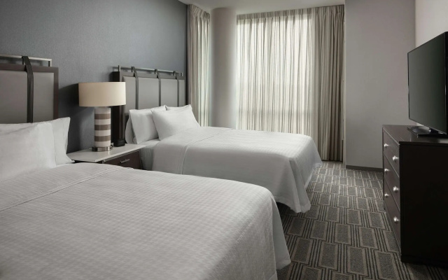 Homewood Suites by Hilton Teaneck Glenpointe